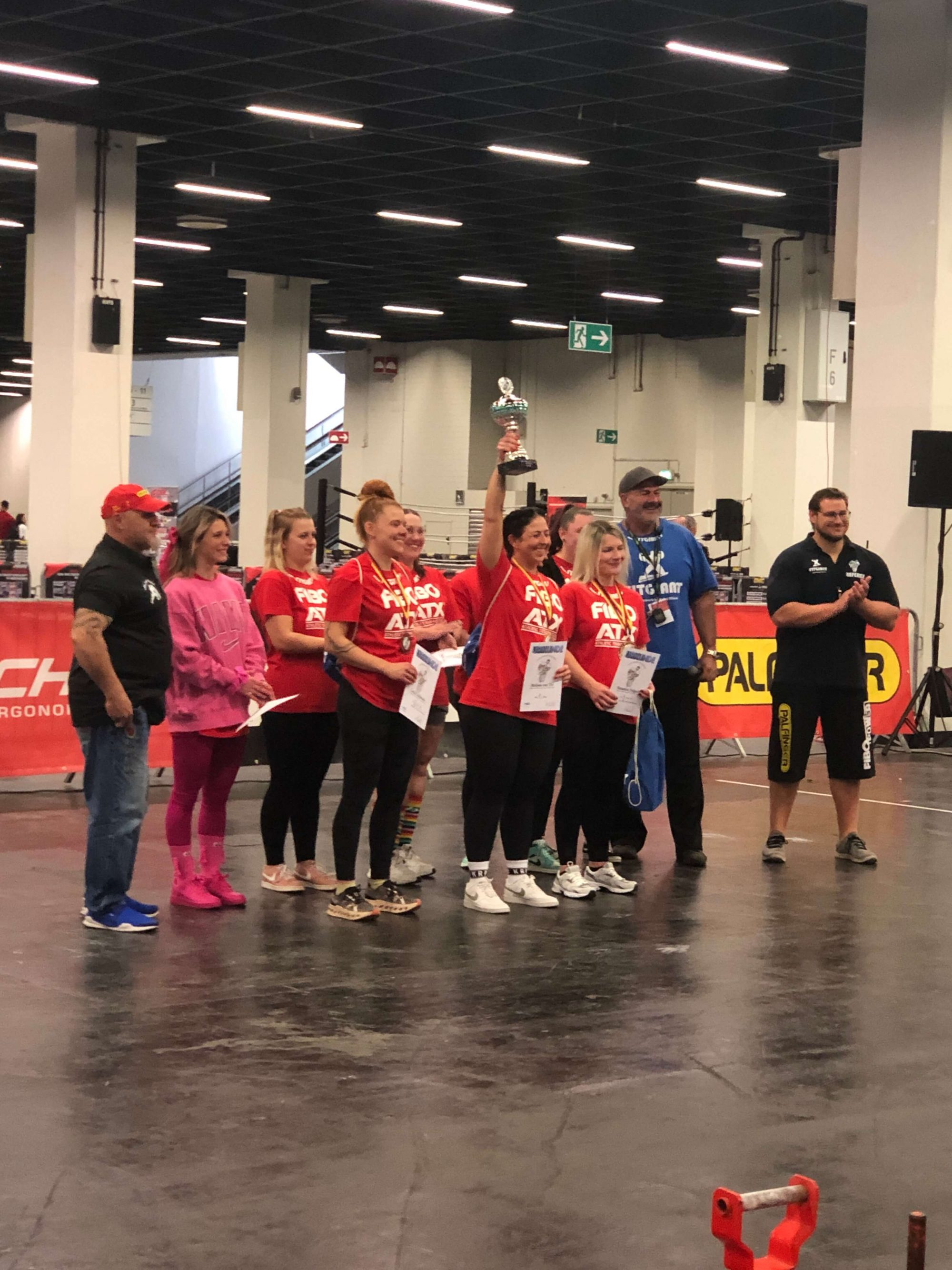 Blogbeitragsbild Real Steel Gym auf der FIBO 2024 beim Strongman-Wettkampf